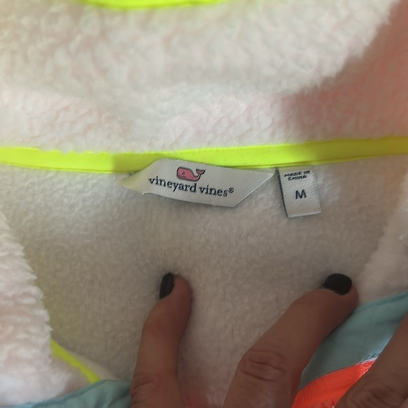 Vineyard Vines 3/4 zip fleece - Picture 4 of 4